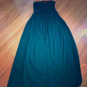 Emerald green prom dress